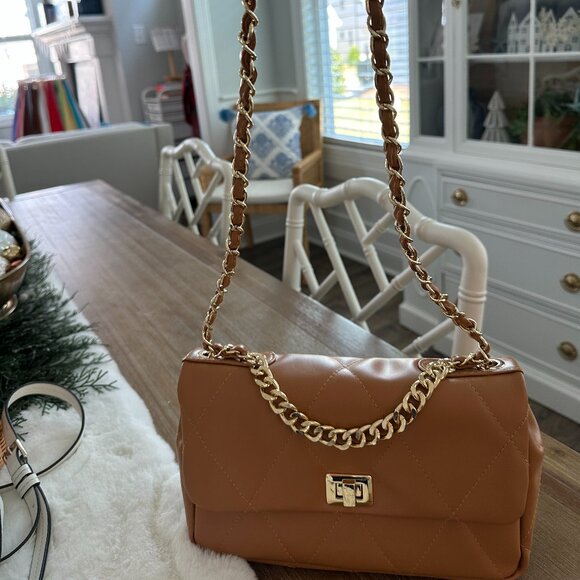 Classic Quilted Leather Turn-Lock Shoulder Bag – Camel - Picture 4 of 4